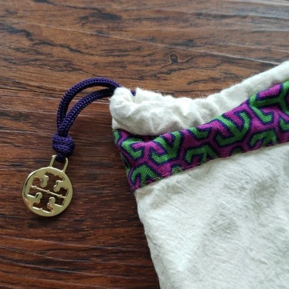 Tory Burch Gold Charm Chic Feminine Pull String Dust Bag Size 15.5 x 13